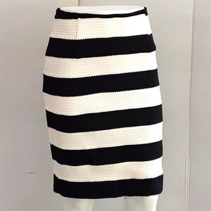 DOUBLE ZERO Elastic Horizontal Bodycon Textured Pencil Skirt Sz M - NWOT